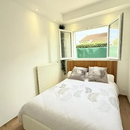 06cp - Beautiful T2 Super Equipped With Terrace Apartmán Villeneuve-Loubet